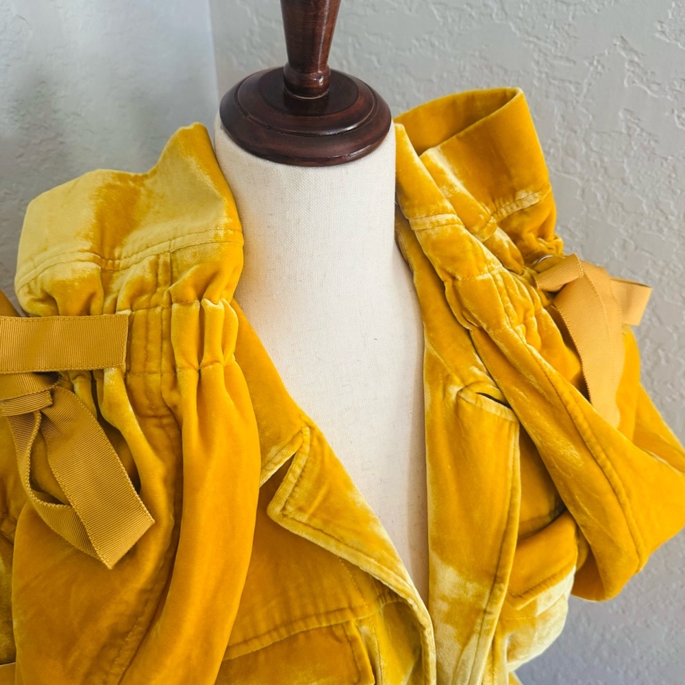 Cinq à Sept Mathieu Velvet Utility Jacket in Sunflower, Size‎ Medium, EXCELLENT - Picture 10 of 17